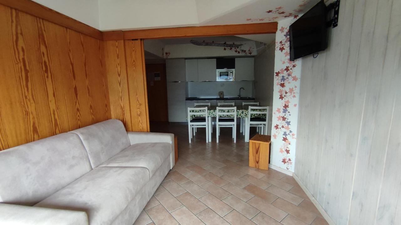 Sole Alto Appartamenti Montana Mezzana  Exterior photo